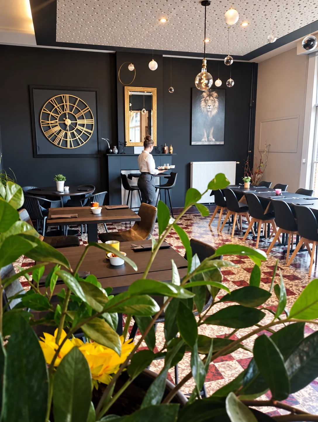Salle du Saint Aybert prête à accueillir un groupe